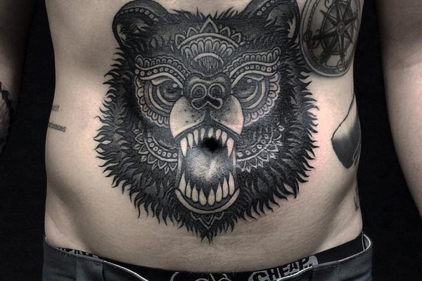 Мужские тату на животе