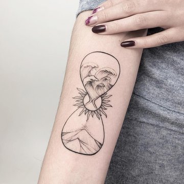 Тату-ескізи "Пісочний годинник"