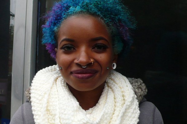 щеки с пирсингом