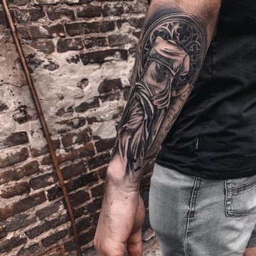 Татуювання для чоловіків на передпліччі