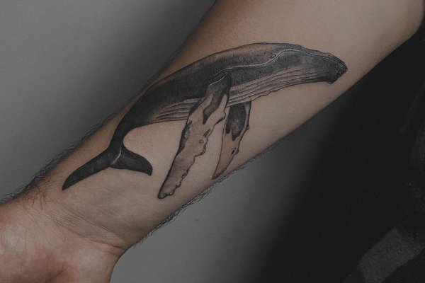 Мужские тату на плече