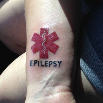 медицинские татуировки