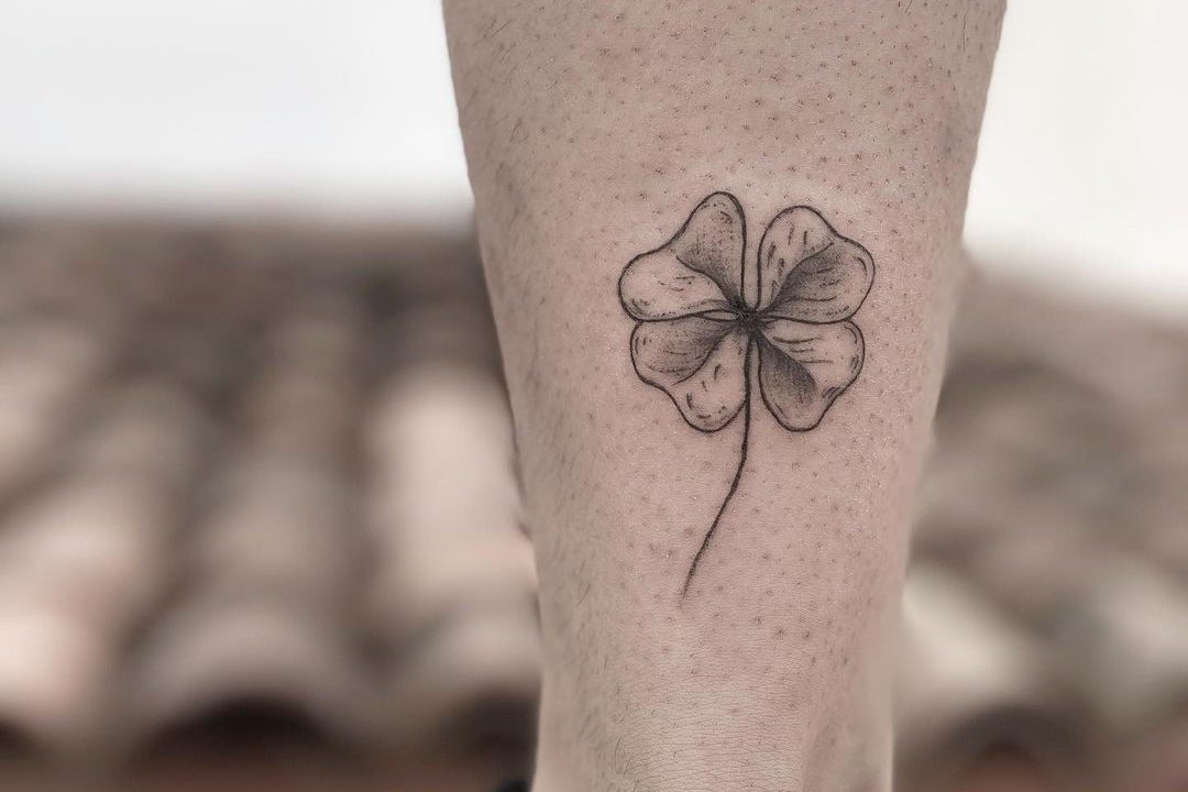 Тату ескізи з конюшиною