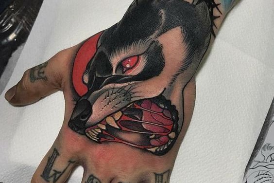 тату на кисть чоловічі