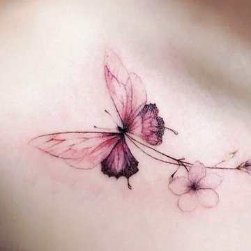 Женские тату на ключице