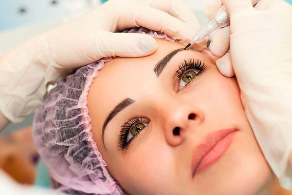 Пірсинг брови