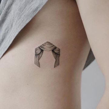 тату театральные маски