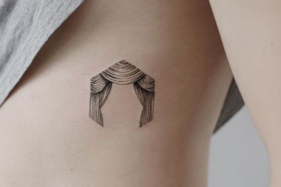 тату театральні маски