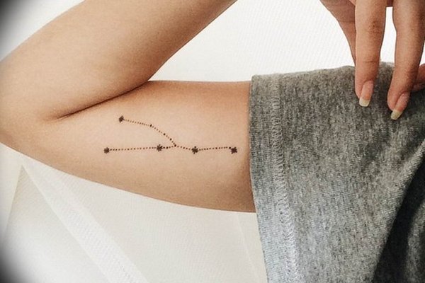 Тату знак Зодіаку Телець