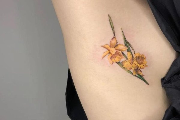 тату нарцисс