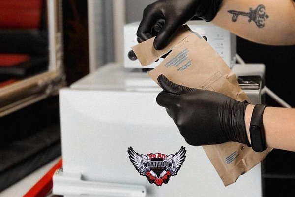 стерильность татуажа