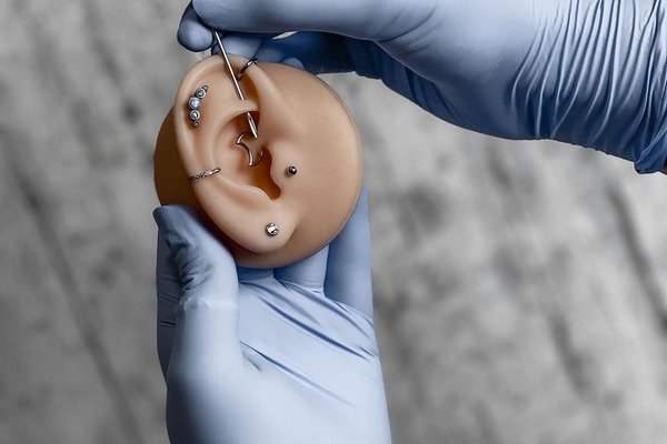 Training in Piercing in Kiev