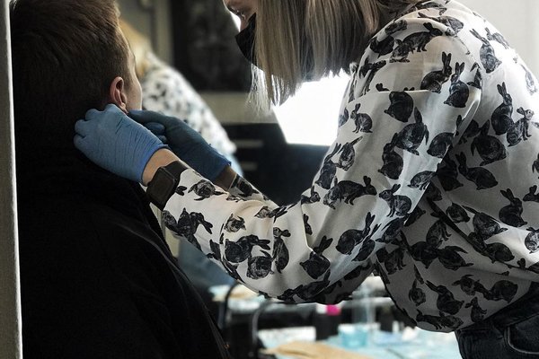 Training in Piercing in Kiev