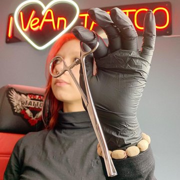 Training in Piercing in Kiev