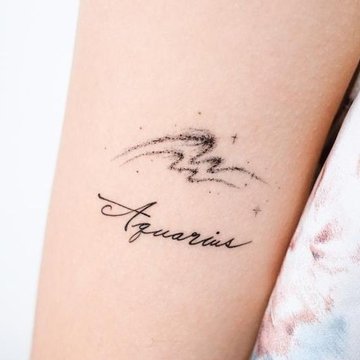 тату знак Зодиака Водолей