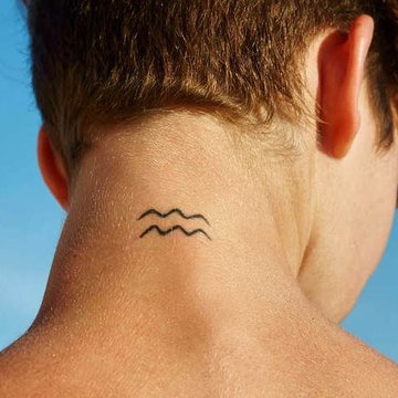 тату знак Зодиака Водолей